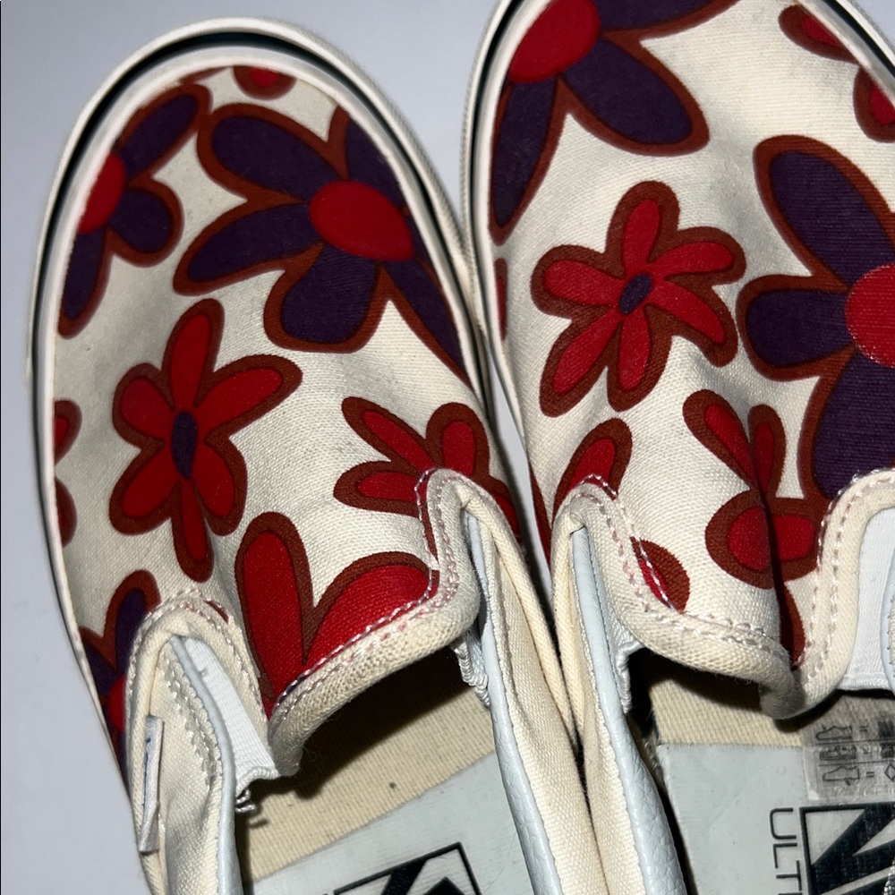 Vans Cream Floral Sneakers Women's size 6 - Picture 7 of 12
